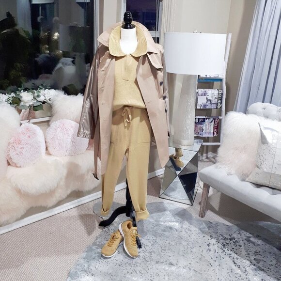 Preloved BCBG belted khaki gold faux leather sleeve trench coat jacket - Picture 3 of 16